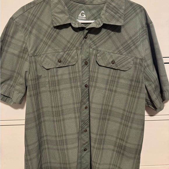 2 Gerry Men’s Button Downn Shirts - Picture 5 of 7